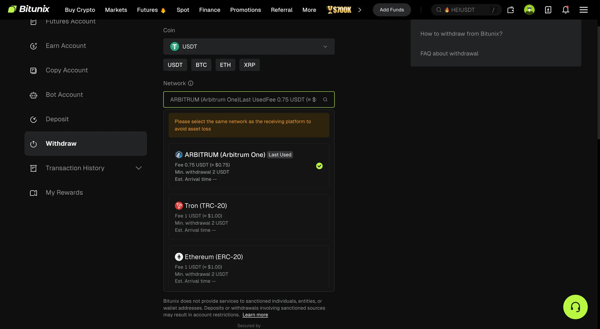 Bitunixの出金画面でUSDTのネットワーク選択を展開した状態。Arbitrum One・Tron(TRC-20)・Ethereum(ERC-20)の手数料と最低出金額が表示されている
